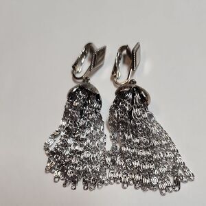 Sarah Coventry Sarah Cov Elegant Silver Tassel Clip On Earrings Signed